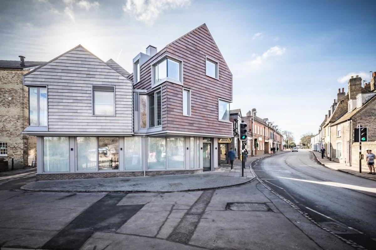 Luxurious City Centre Apartment With Balcony Cambridge  Exterior photo